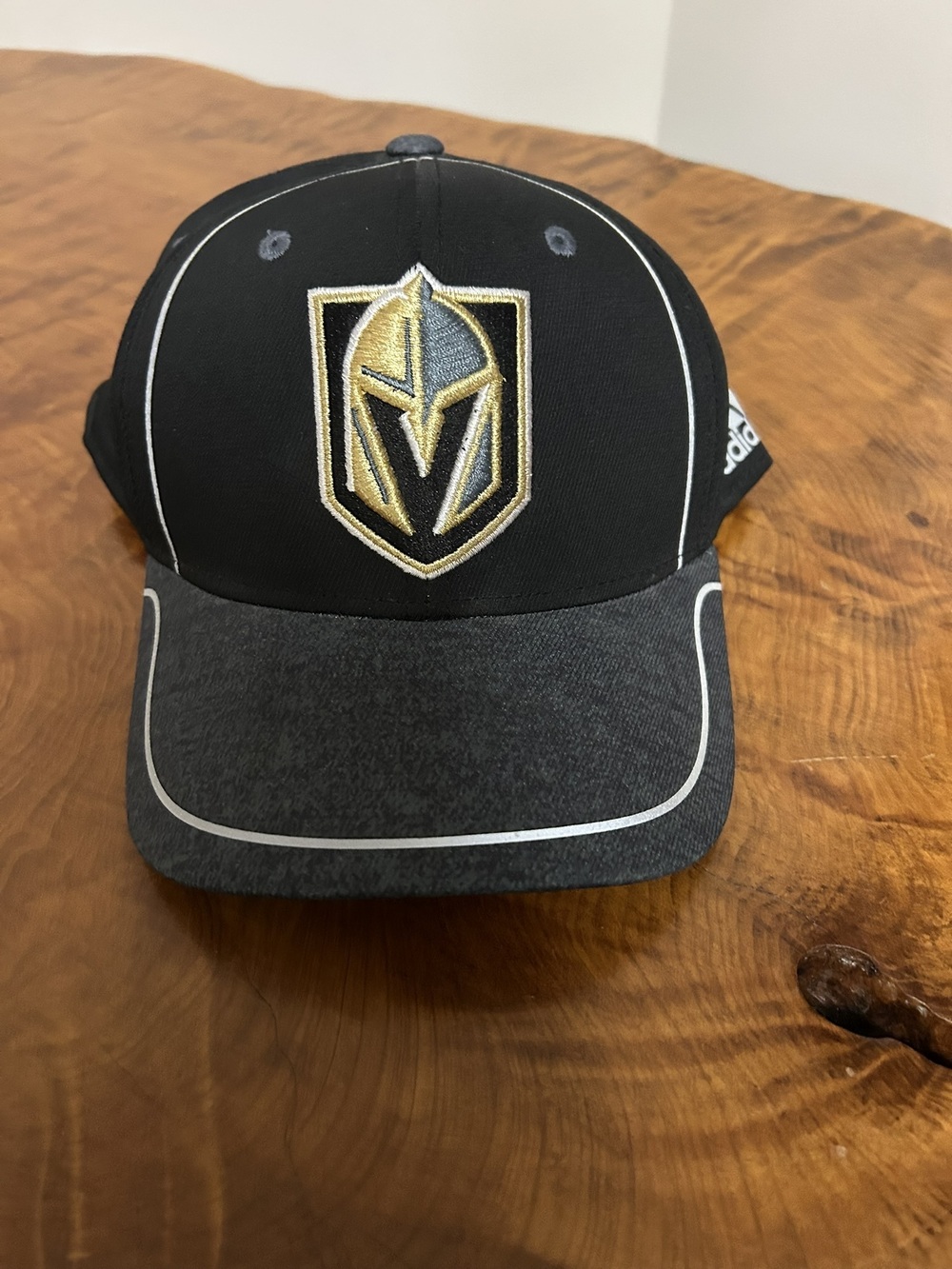 Adidas Vegas Golden Knights NHL Hockey Stretch Fit Hat L XL
